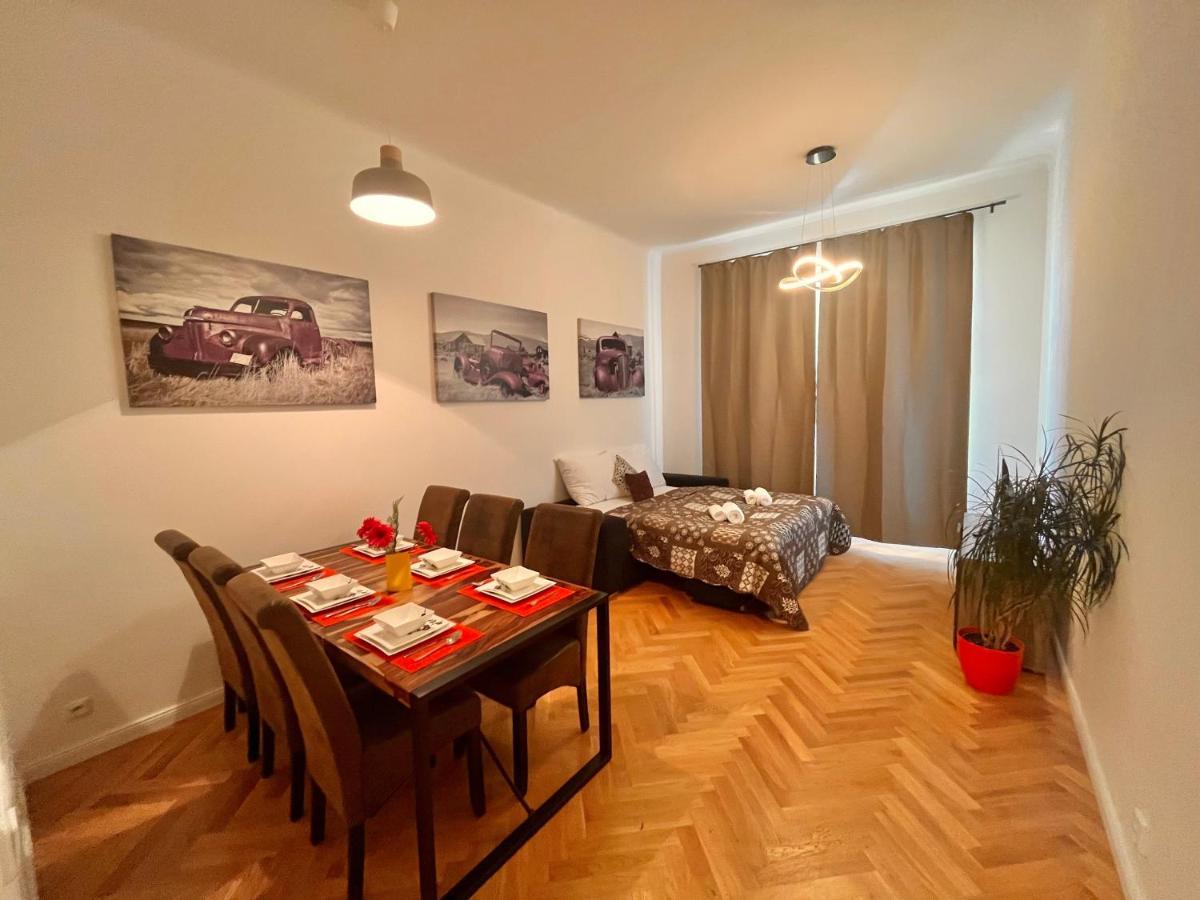Riverbridge Apartments Praag Buitenkant foto